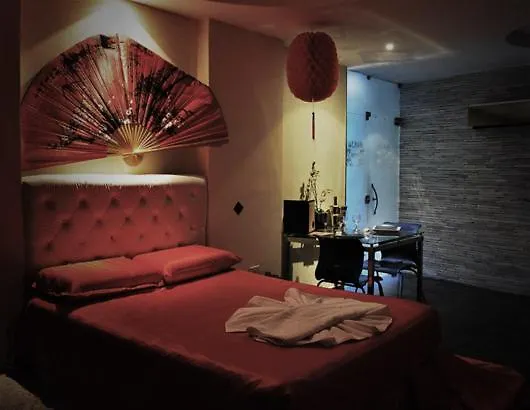 Ninja Motel Recife 0*,  Brasilien